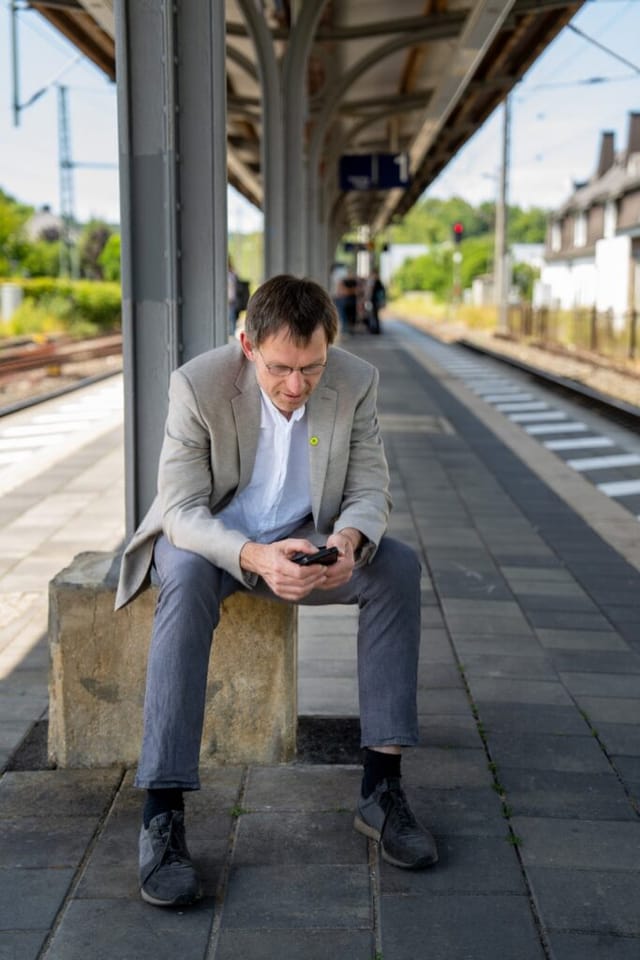 Verlängerte Sperrung der Bahnstrecke Olpe-Finnentrop: Belastung für die Menschen in der Region erreicht ein unzumutbares Maß